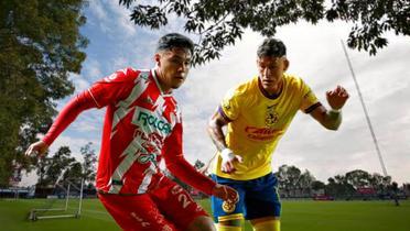 Emilio Lara y Cristian Calderón, a,l fondo las instalaciones de Coaopa (Foto: GettyImages)