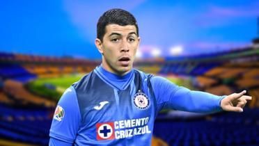 Erik Lira con Cruz Azul / Foto: Mexsport 