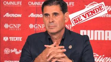 Fernando Hierro en conferencia de prensa de Chivas / Imago 