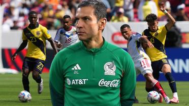 Jaime Lozano con la playera de la Selección Mexicana (Fuente: Diario Marca)