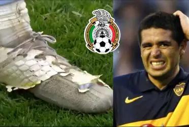 Llegó a su primer cotejo con carencias, sin zapatos para poder jugar y mostrarse, aunque tenía talento. El 10 de México, Sinha así vivió su historia, con el Tri y humillando a Riquelme. 