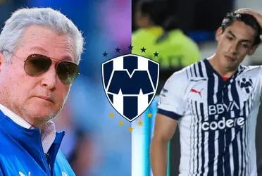 Luego de no poder seguir en el terreno de juego, este sería su sustituto en Rayados