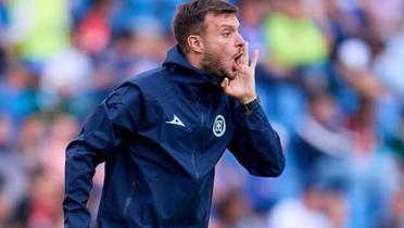 Martín Anselmi en un partido de Cruz Azul (Foto: Mexsport)