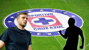 Martín Anselmi y el fondo con el escudo de Cruz Azul (Fuente: Nación Fútbol) 