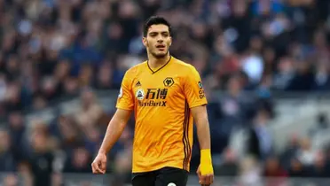 Raúl Jiménez con la camiseta del Wolverhampton. (Foto: Sport)