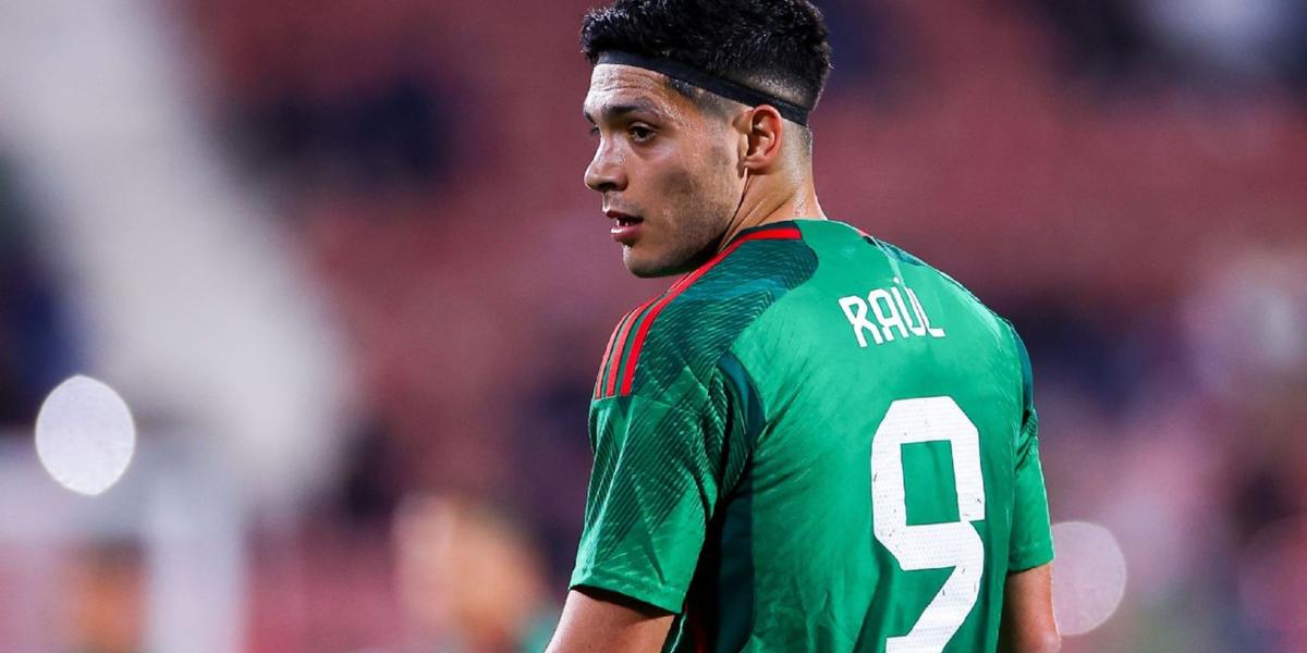 Raúl Jiménez y el club que le ofrece titularidad para que regrese a la Selección Mexicana