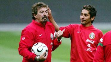 Ricardo LaVolpe dirigió a la Selección en 2006, podría llegar a un Club grande / Foto: MexSport