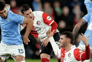 Santiago Giménez se estrenó con gol en el Feyenoord y lo que señala la prensa italiana del mexicano