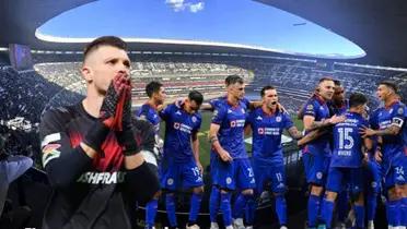 Tiago Volpi en el estadio Azteca, junto al equipo de Cruz Azul/FOTO El Futbolero