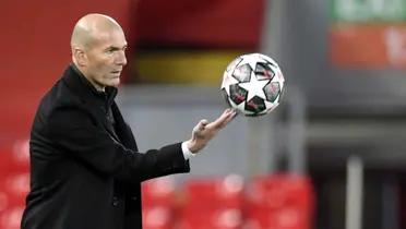 Zinedine Zidane fue consultado sobre los rumores de que volvería a dirigir y dejó una contundente respuesta