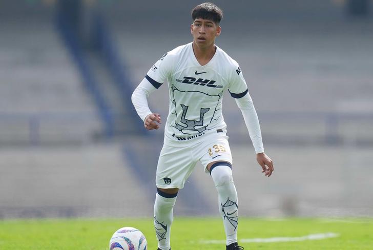 Manuel Sánchez con Pumas / Foto: PumasMX