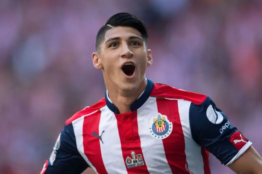 Alan Pulido tiene contrato con Kansas, Chivas deberá pagar una cláusula para salir de la MLS