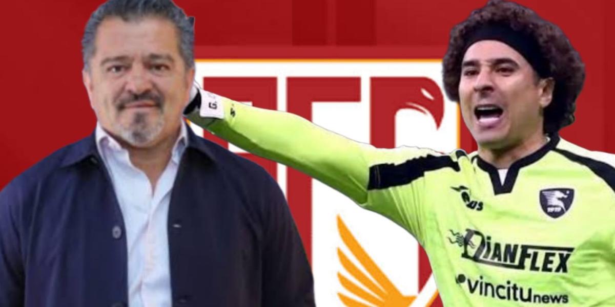 Carlos Hermosillo, Guillermo Ochoa y al fondo el escudo del AVS SAD (Foto: GettyImages)