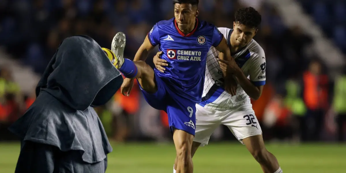 Cruz Azul vs Rayados en la fase regular del Clausura 2024 | Foto: Ovaciones