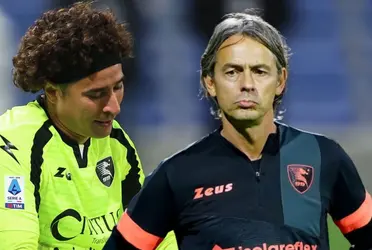 El entrenador de Salernitana y su decisión sobre dejar en la banca a Guillermo Ochoa