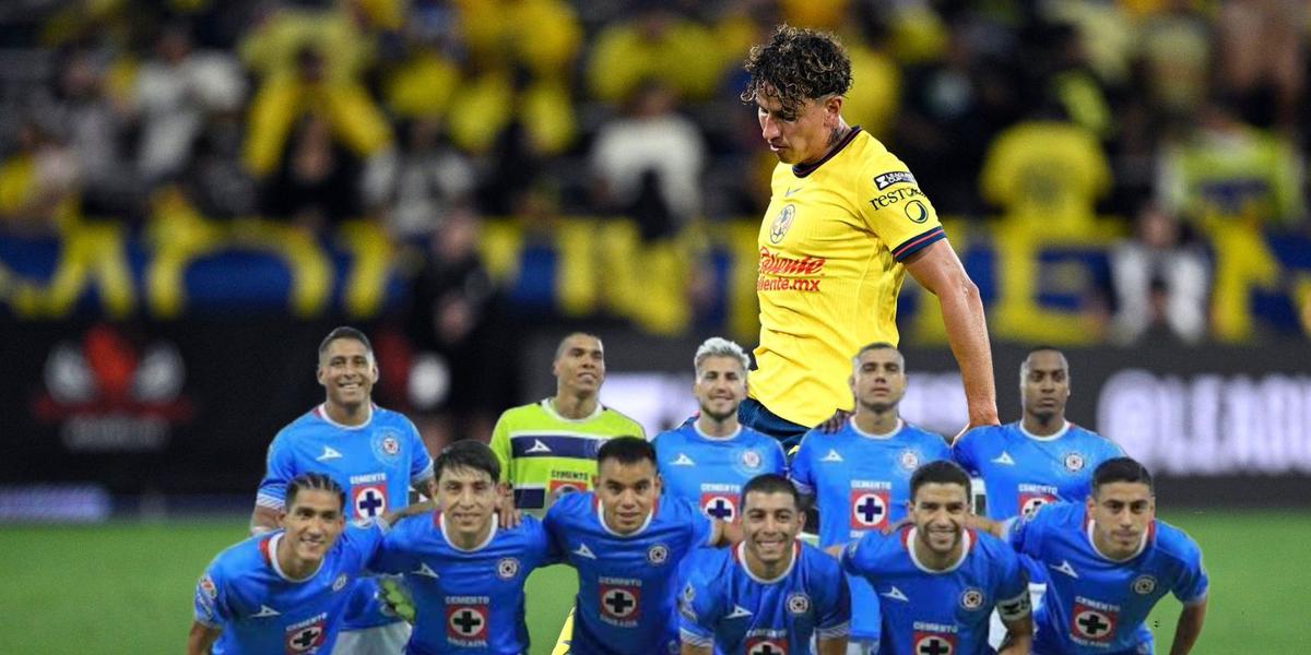 El equipo de Cruz Azul y al fondo Igor Lichnovsky (Foto: GettyImages)