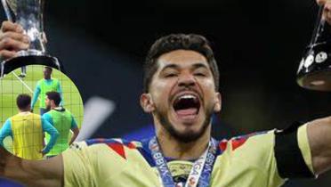 Henry Martin con los dos trofeos de campéon (foto: Mexsport)