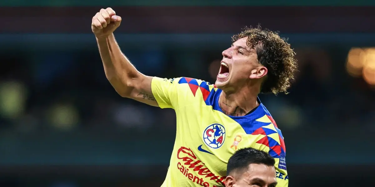 Igor Lichnovsky durante el festejo tras la clasificación del América ante Chivas en la Semifinal del Clausura 2024