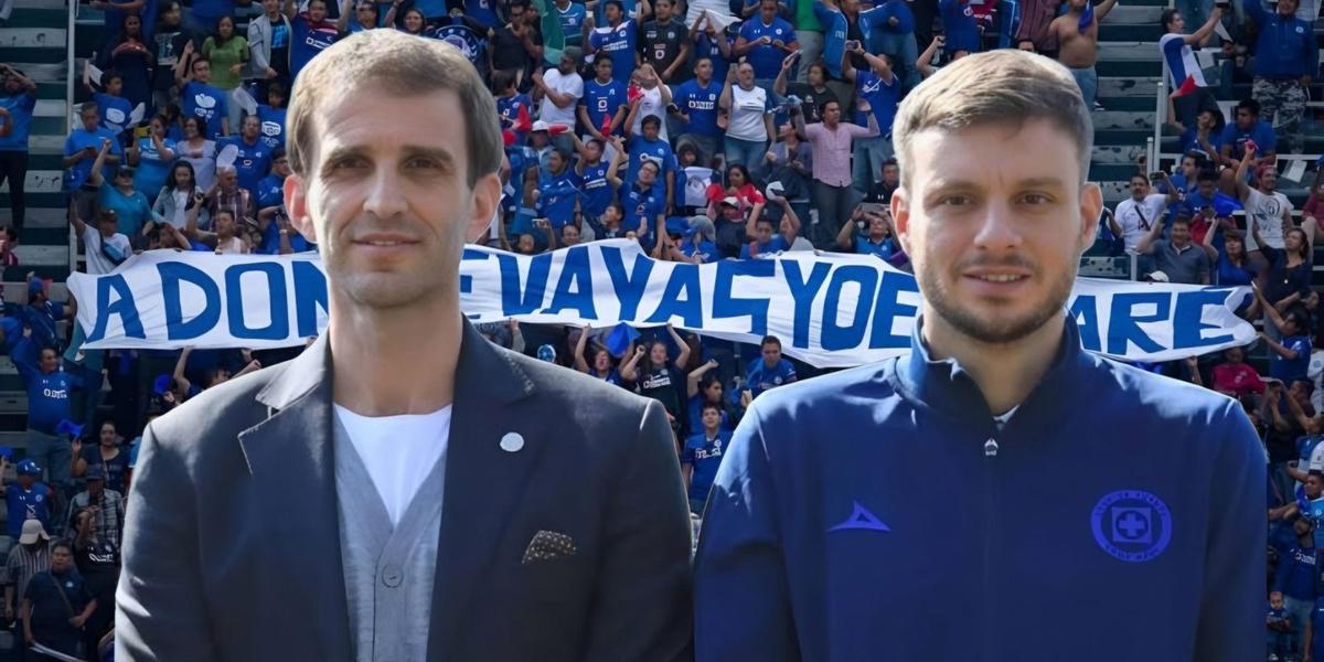 Iván Alonso y Martín Anselmi, al fondo la afición de Cruz Azul (Foto: X @CruzAzul)