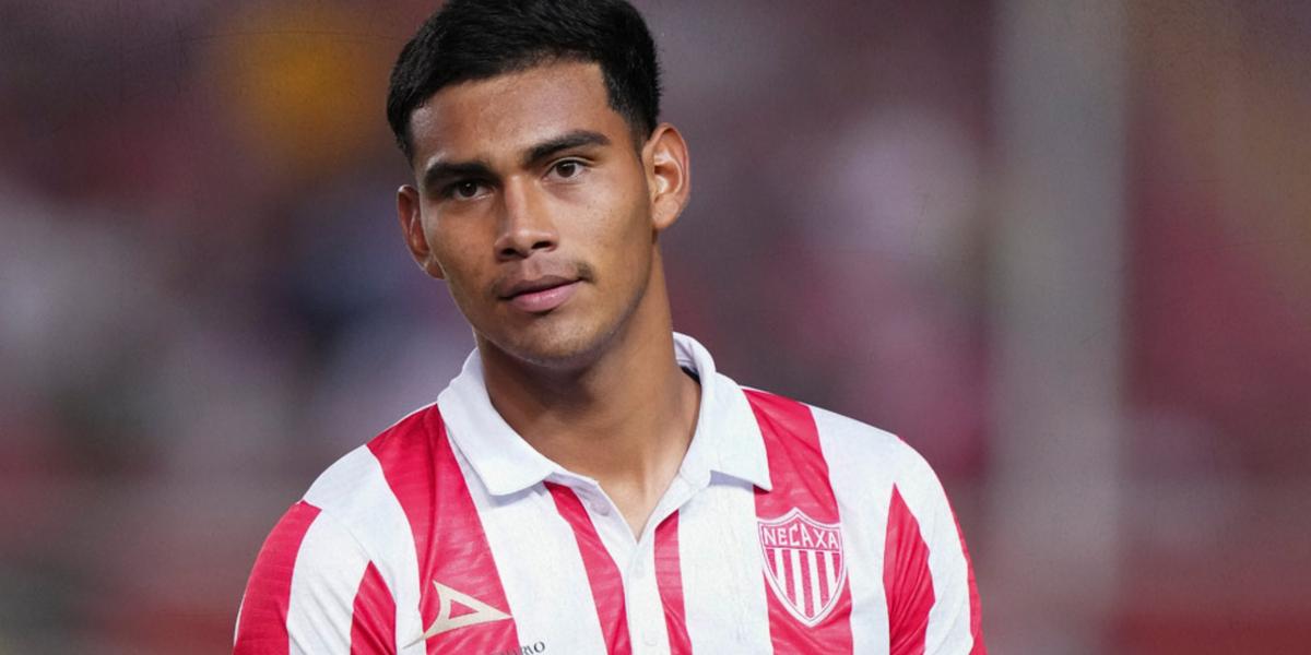 Jesús Alcántar con la camiseta de Necaxa. (Foto: Fútbol Total)