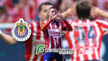 Las Chivas ofrecieron una extensión de contrato a Roberto Alvarado (Foto: Futbol total)