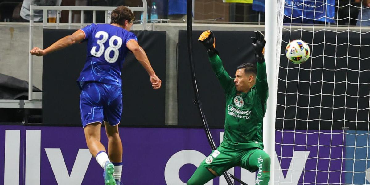 Malagón salió mal en el segundo gol del Chelsea (Foto: GettyImages)