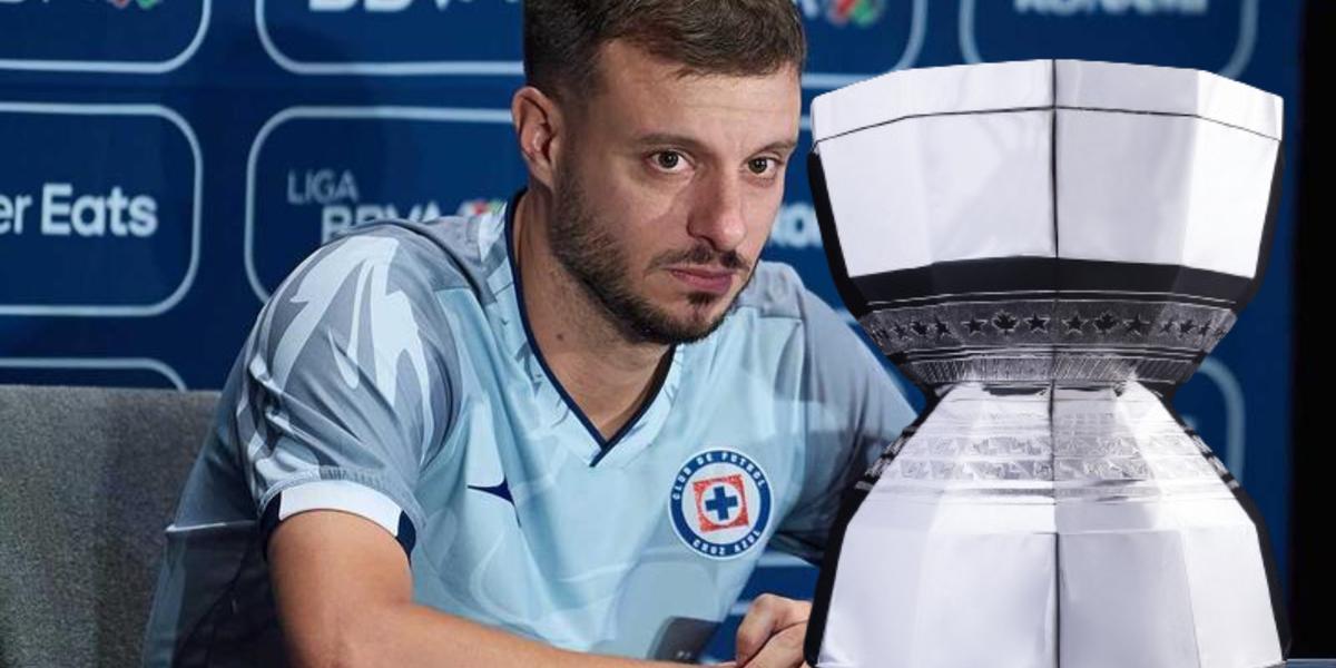 Martín Anselmi en rueda de prensa / Foto: Mexsport 