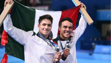 Osmar Olvera junto a Juan Celaya. (Foto: Olympics)