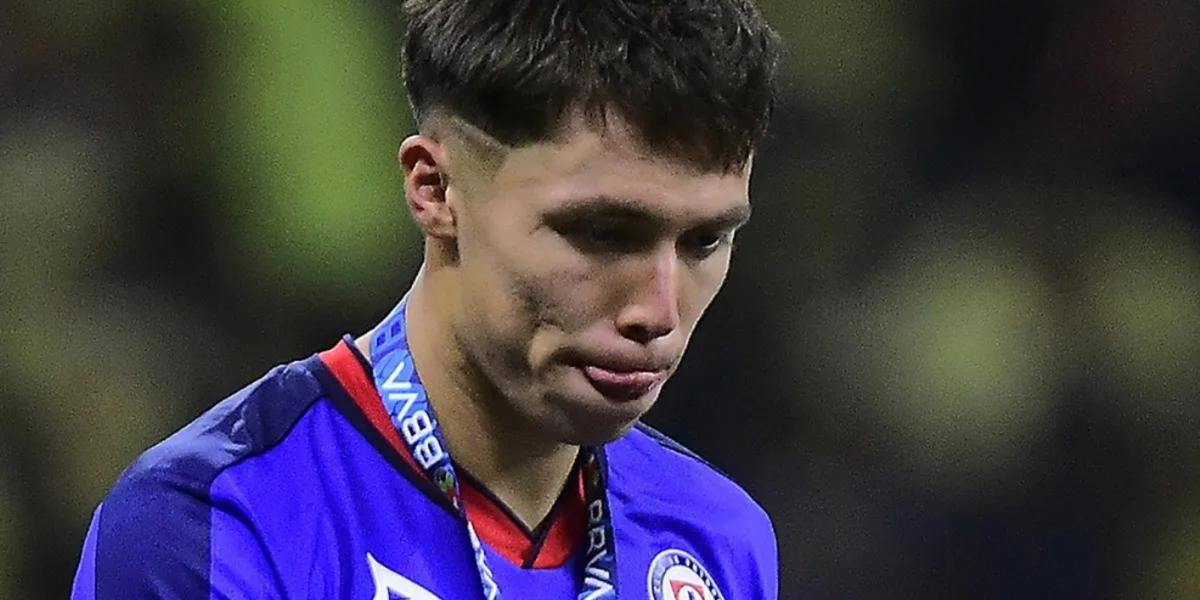 Rodrigo Huescas en el Cruz Azul