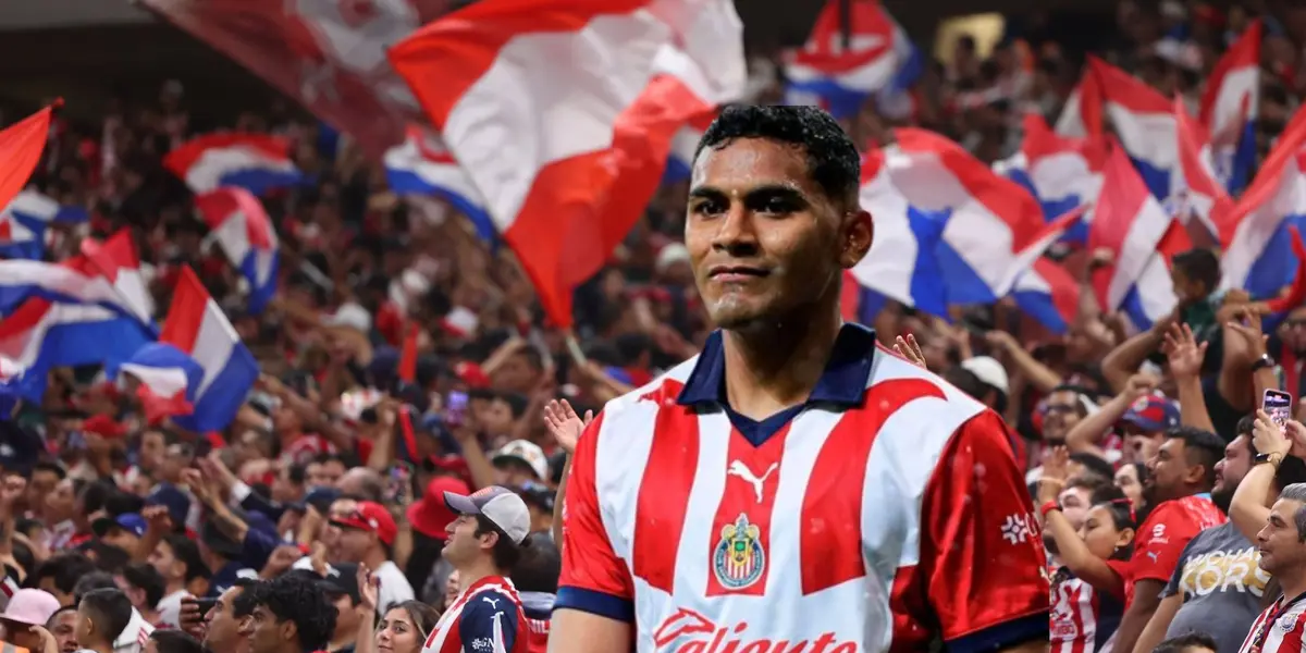 Tiba Spúlveda frente a la afición de chivas