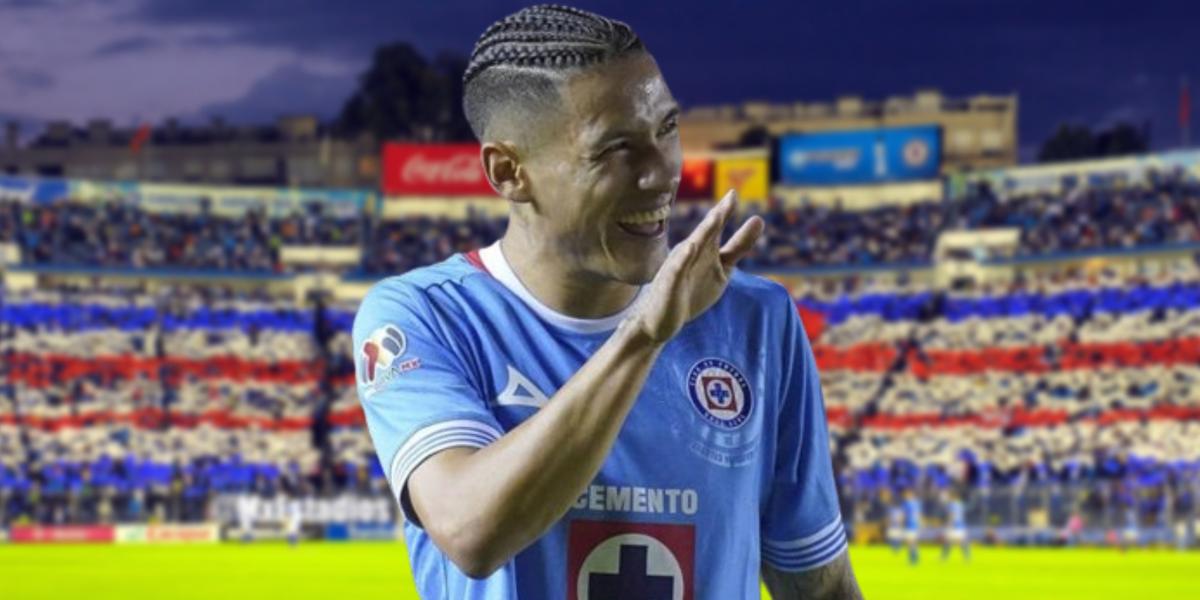 Uriel Antuna con Cruz Azul / Foto: Rafael Vadillo / Getty Images