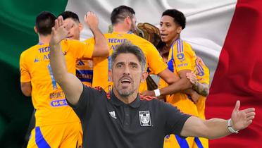 Veljko Paunović y al fondo los jugadores de Tigres (Foto: GettyImages)